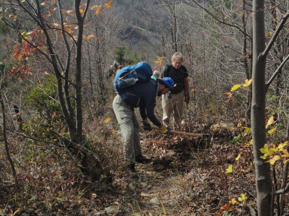 friends of mountains to sea trail linville gorge