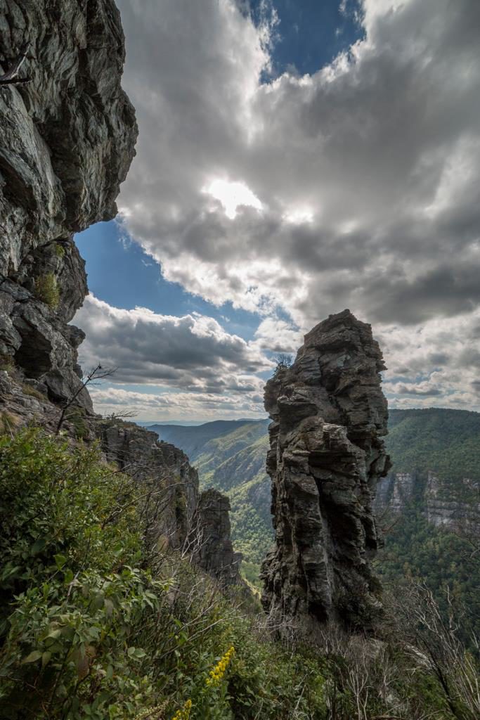One of the rock spires in the NC Wall area in Linville Gorge. (Photo: Matthew Perry)