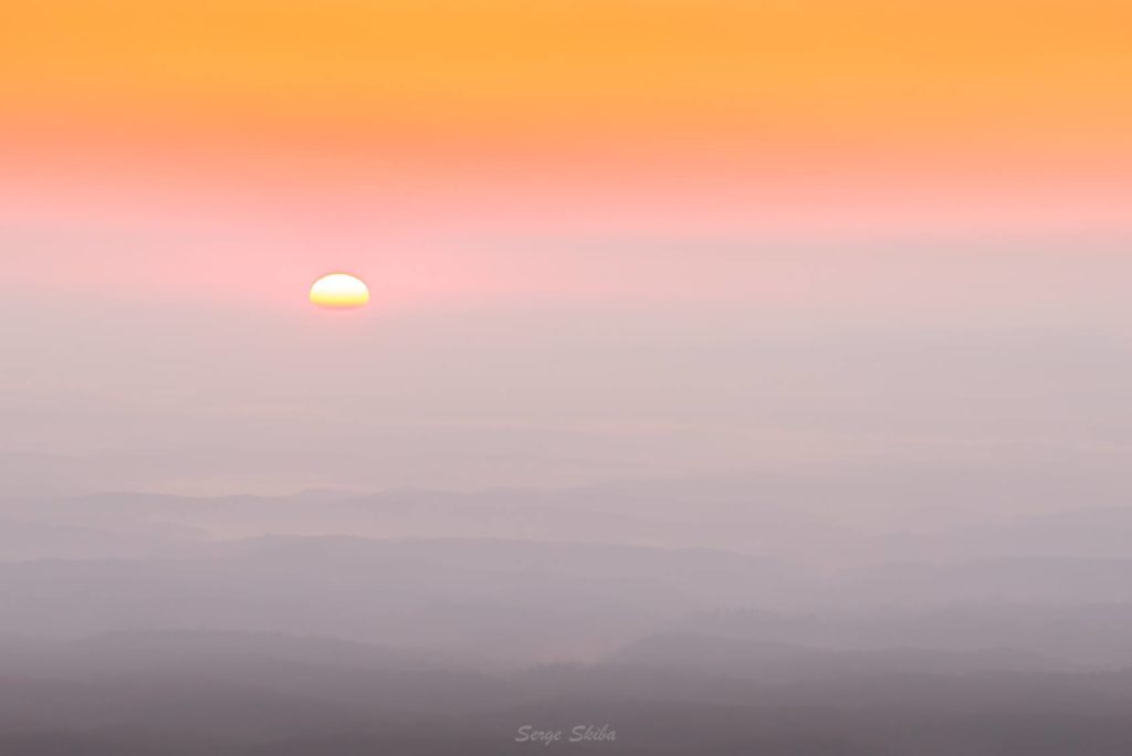 Sunrise (Photo: Serge Skiba)